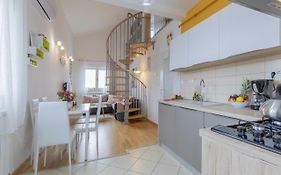 Center Penthouse Apartment